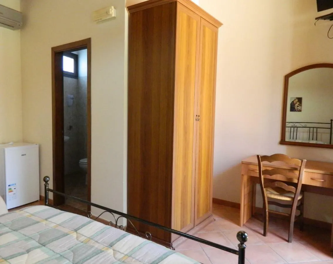 Agriturismo La Grevillea リポスト ファームステイ