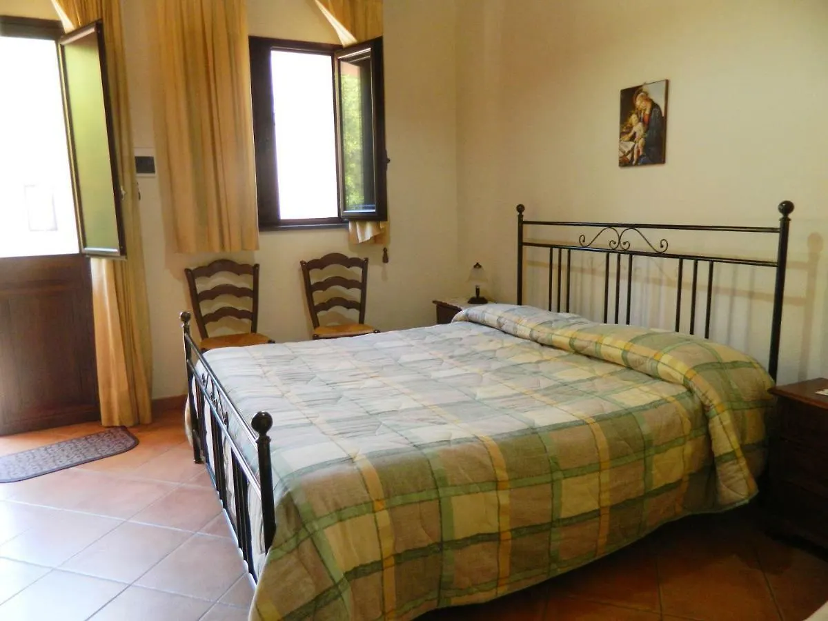 Agriturismo La Grevillea リポスト ファームステイ